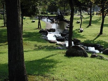 戸隠渓流歴史公園