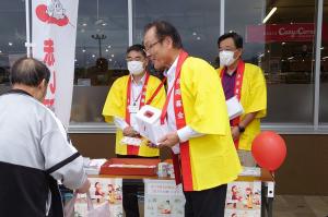 赤い羽根共同募金　街頭運動