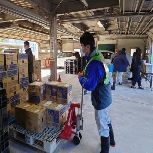 義援物資仕分け業務の様子