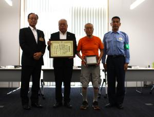 堀之内小学校子ども見守り隊へ感謝状