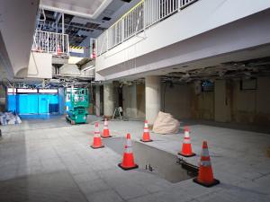 エスカレーター撤去後