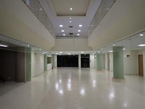 にぎわい創造拠点1階