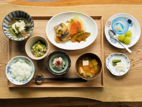 一汁四菜の食事