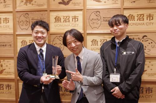 小山アナウンサー