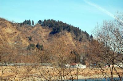 下倉山城跡西から