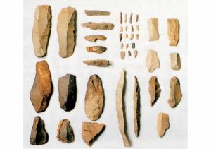 月岡遺跡出土遺物